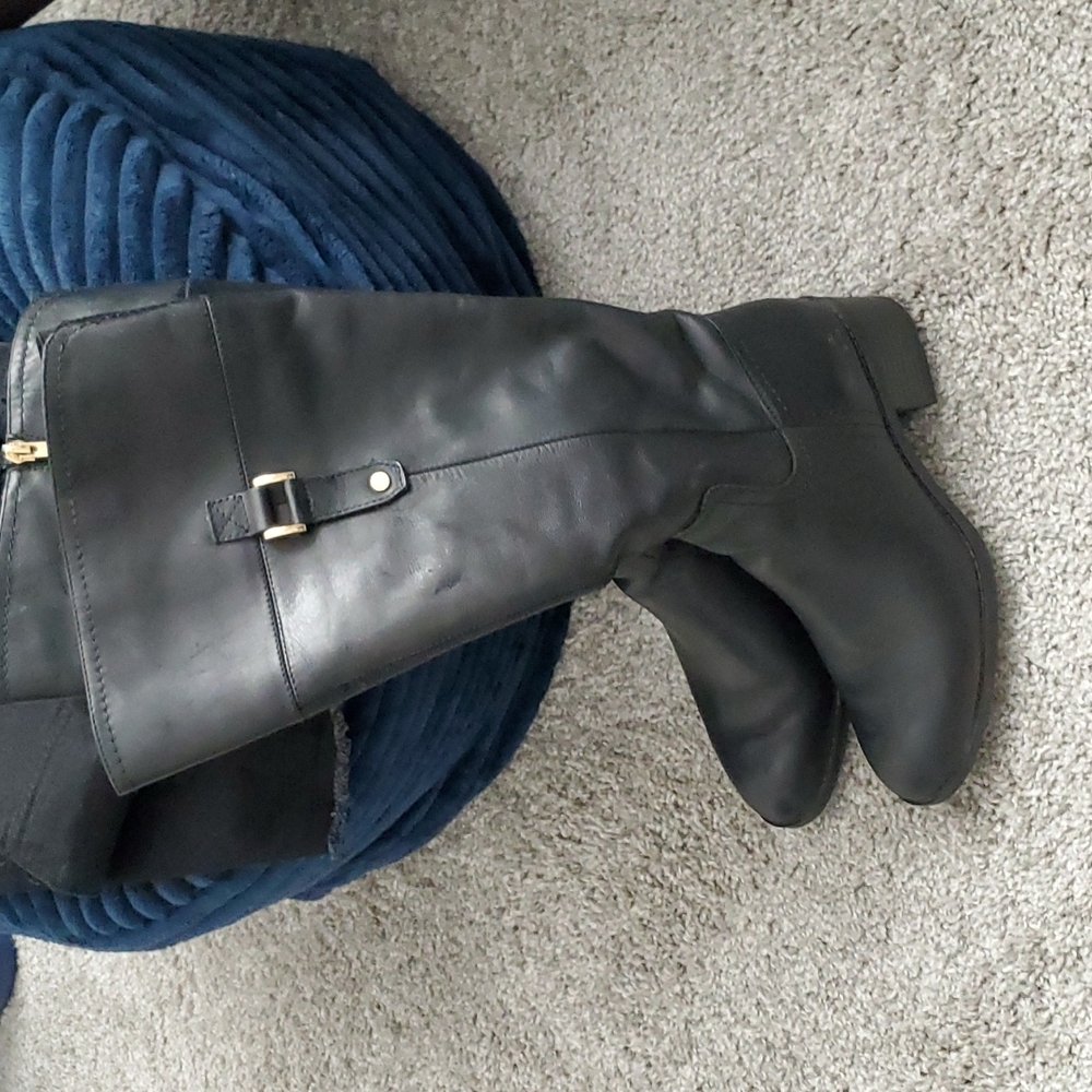 EUC - Black Leather Boots